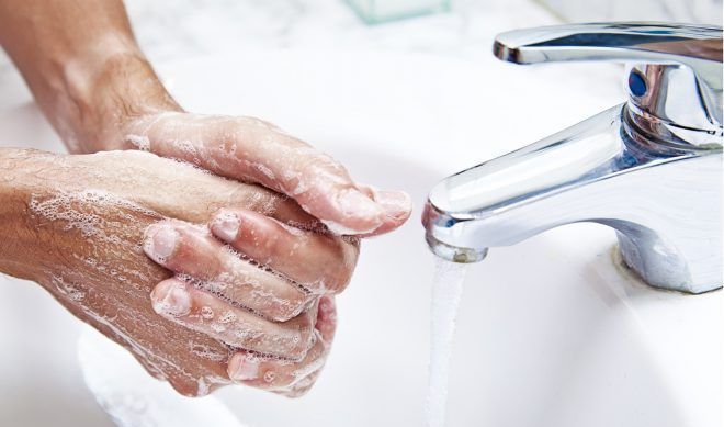 Обязательное мытьё рук с мылом