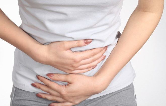 Дискомфорта в желудке и кишечнике может быть из-за паразитов внутри 